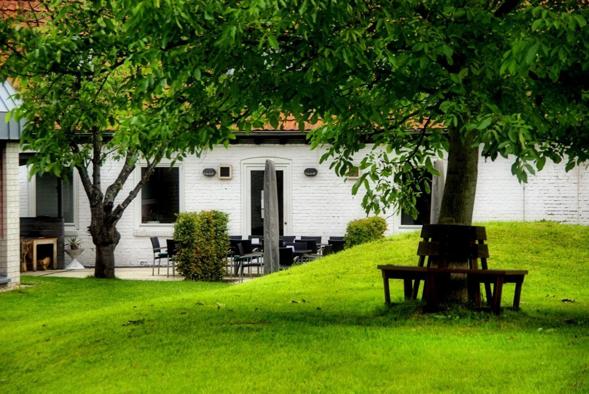 Nell-Breuning-Hotel Herzogenrath Exterior foto
